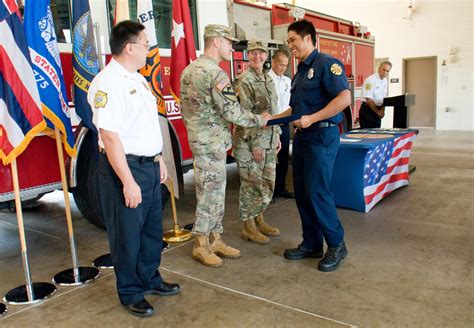 8TSC, USAG-HI recognize Federal Firefighters | Article | The United ...