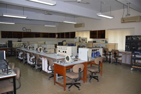 Electrical Machine Lab Facility 的图像结果
