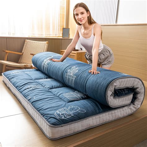 Amazon.com: MAXYOYO Futon Mattress, Grey Cactus Pattern Japanese Floor ...