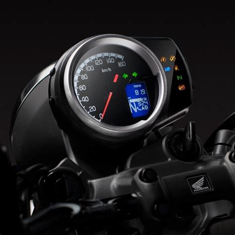 Honda CB 350 roadster priced at Rs 1.85 lakh, more premium than Royal ...