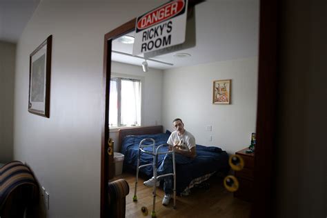 How can Milwaukee County's broken mental health system be fixed?