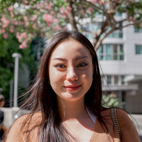 Bianca - Physics teacher - ₹2631/h