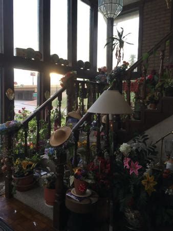 EDELWEISS INN (New Braunfels) - Hotel Reviews, Photos, Rate Comparison ...