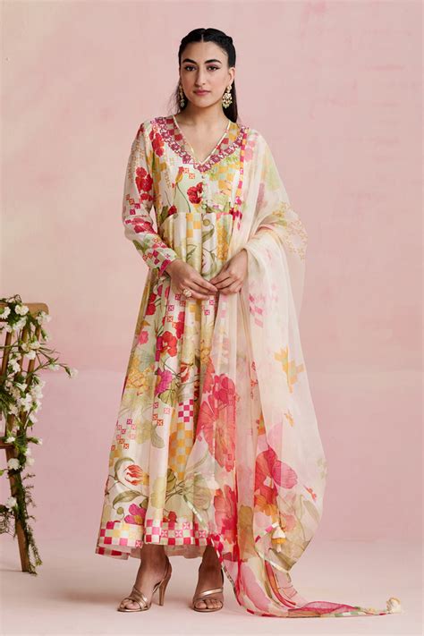 Zoha Anarkali Set – ShopNirvair