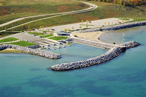 Milwaukee County Bender Park Harbor in Oak Creek, WI, United States ...