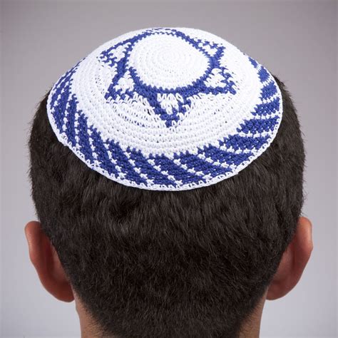 Jewish Man Head With Yarmulke | Crochet patterns, Crochet, Jewish hat