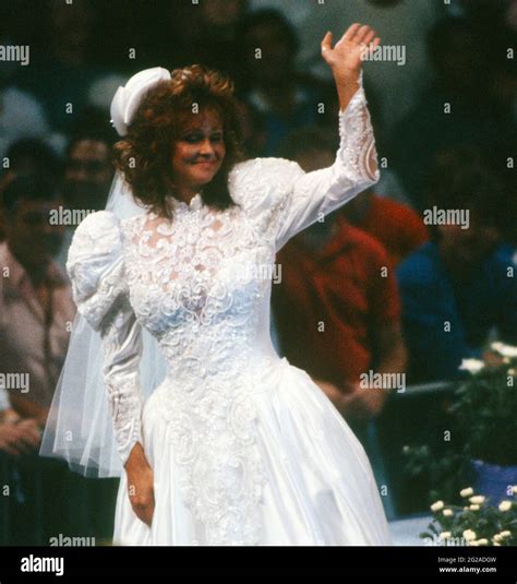 Miss Elizabeth Wwf Wedding