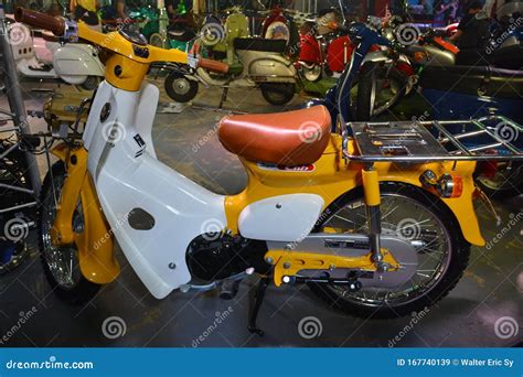 Honda Super Cub Motorcycle at Philippine Moto Heritage Weekend Editorial Stock Image - Image of ...
