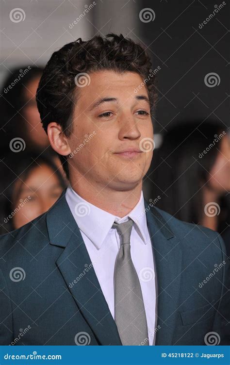 Divergent Miles Teller
