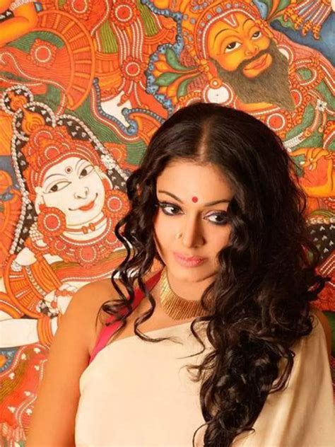 Times when Shobana stunned in saree | Times of India