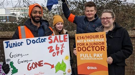 Junior doctors in England strike again as government insists on real ...