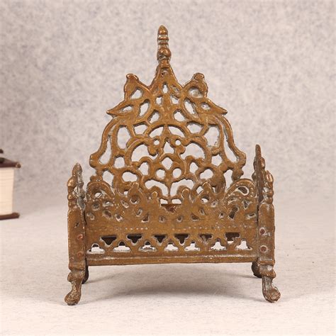 Shop Brass Lord Krishna Bed at Best Price | IndianShelf