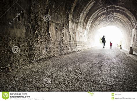 世界上最“恐怖”的隧道，甚至可以拍恐怖片 - 世界路桥档案-行业风采、路桥潮流、业内精英、世界名桥-中国桥梁网