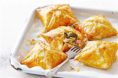 creamy chicken puff pastry parcels