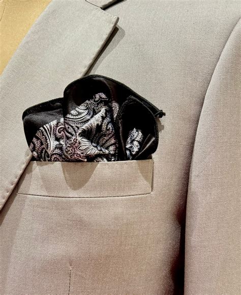 Shop Designer Pocket Square – Arjuun Kilachand