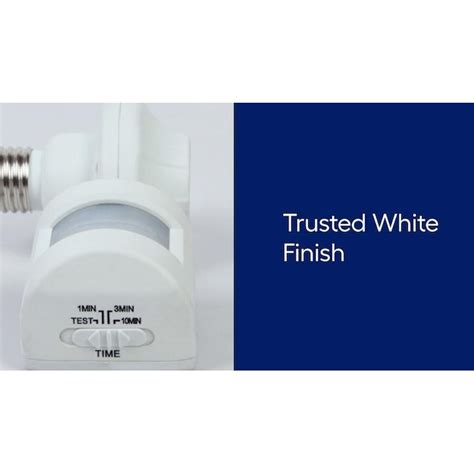 Utilitech 180-Degree 150-Wattage Equivalent Electrical Outlet Halogen ...