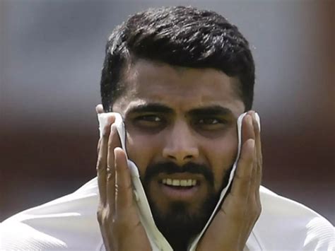Ravindra Jadeja's New Beard Style Gets Bashed As RCB Batsmen Take Him ...
