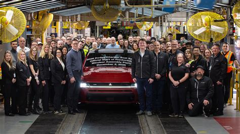 Dodge Hustles Harder: Introducing First Dodge Charger Hustle Stuff Drag Pak by Direct Connection ...