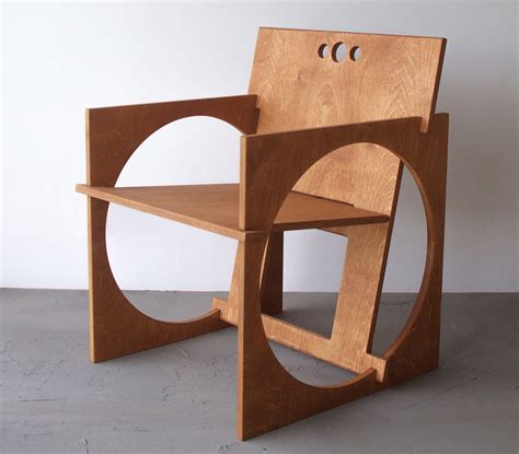 Edoardo Lietti's Flat-Pack Chair Assembles Without any Tools