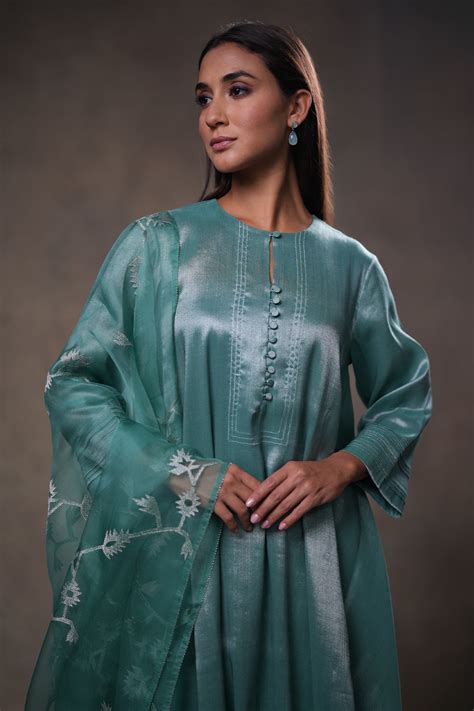 Teal Green Hand Embroidered Organza Dupatta – Tulsi Online