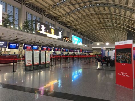 成都双流国际机场T2航站楼高清图片下载-正版图片500692172-摄图网