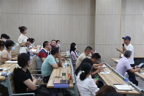广科大|学校组织开展2022年秋季学期辅导员培训