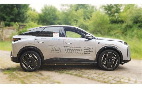 World Premiere: First Prototype Vehicle Featuring Breakthrough ...