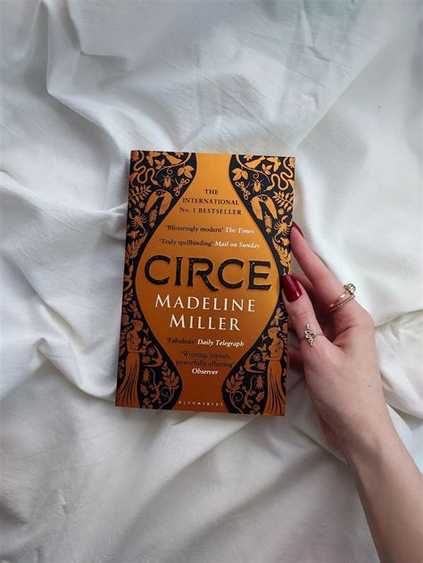 Circé by Madeline Miller | Books to read, Book cover, Mythology books