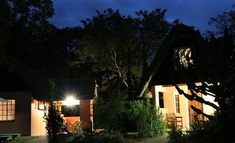 NSELE SAFARIS & LODGE (Guernsey Private Nature Reserve) - Lodge Reviews ...