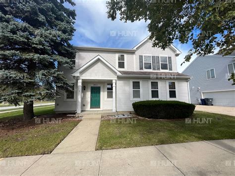 2012 Ohio Ave, Great Lakes, IL 60088 | Zillow
