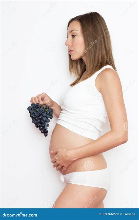 What Does Grapes Do To A Pregnant Woman at Kai Chuter blog