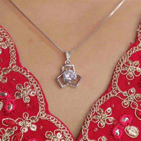 Eliza Pendant – Silveronaire