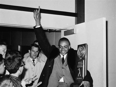 Former UCLA basketball player Walt Hazzard dies – Deseret News
