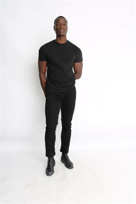 ANDREZO MANDINGA | Snoop Models