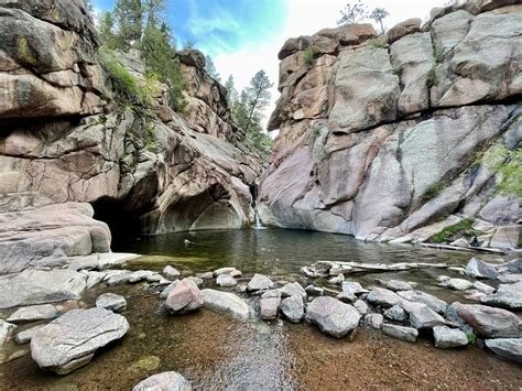 Best easy and moderate hikes in Colorado: Seven Falls, Paradise Cove