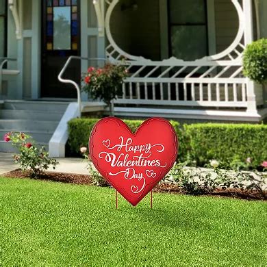 Glitzhome 24"H Heart-shaped Metal Happy Valentine's Day Heart Yard Stake