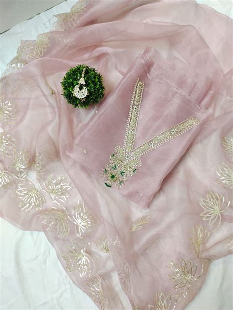 Baby Pink Organza Zari Thread Work 3pc Unstitched Suit | HolyThread ...