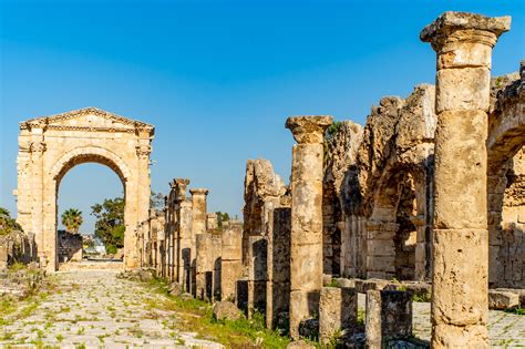 Visiting South of Lebanon: Sidon and Tyre - Hit the Road Ket