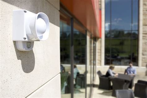 SY Base-LX-W/RF/W1/WP Eaton | Eaton IP66 Rated Wall Base for use with ...