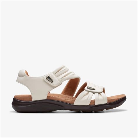 Women's Kitly Ave Off White Leather Flat Sandals | Clarks