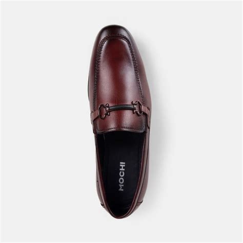 Buy Mochi Men Maroon Formal Moccasin Online | SKU: 19-637-44-40 – Mochi ...