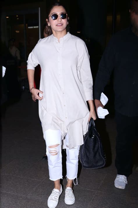 Anushka Sharma’s Off-Duty Jeans Style in Pics | VOGUE India | Vogue India