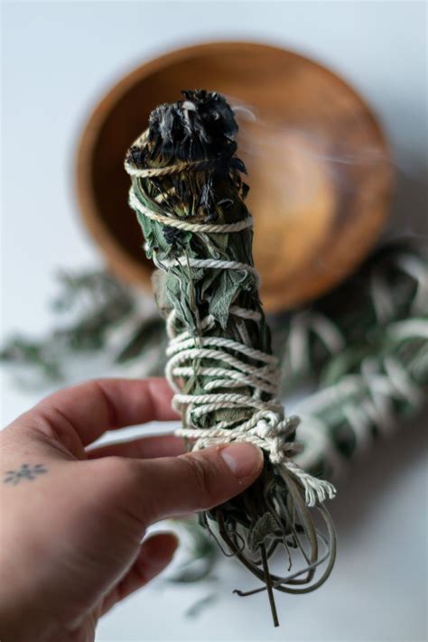 How to make a diy sage smudge stick – Artofit