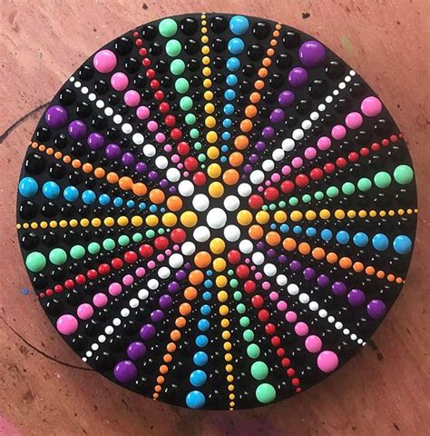 Pin by Cristina Oviedo on Dot Painting | Dot art painting, Dots art, Dot painting