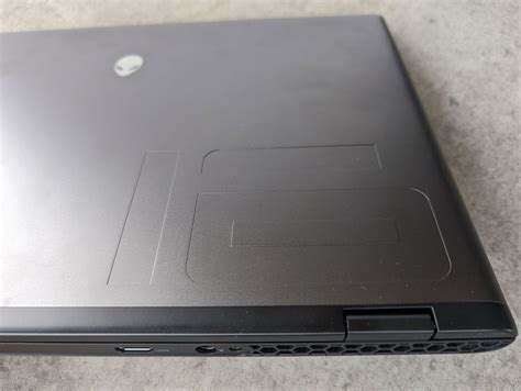 Alienware Laptop M16 的图像结果