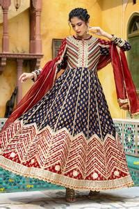 Buy Maroon Cotton Print Floral Round Neck And Gota Patti Work Anarkali ...