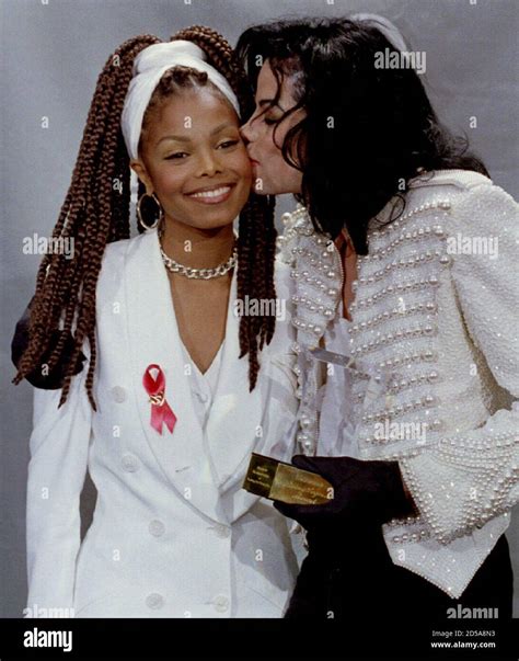 What Does Michael Jackson Sister Look Like at Helen Mckenzie blog