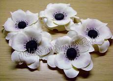 fiore in pasta di zucchero anemone flower tutorial pasta di zucchero fiore in pasta di zucchero anemone flower tutorial pasta di zucchero