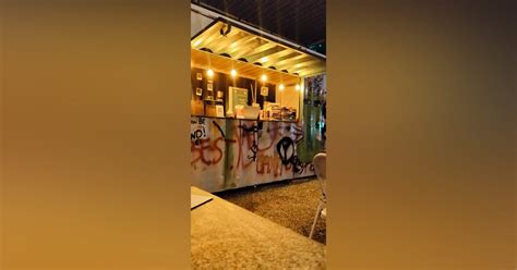 This Super Chill Cafe With Great Music Will Definitely Make Your Day ...