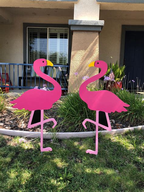 Pink Flamingos Outdoor Yard Art Decor - Etsy | Flamingo decor, Yard art ...